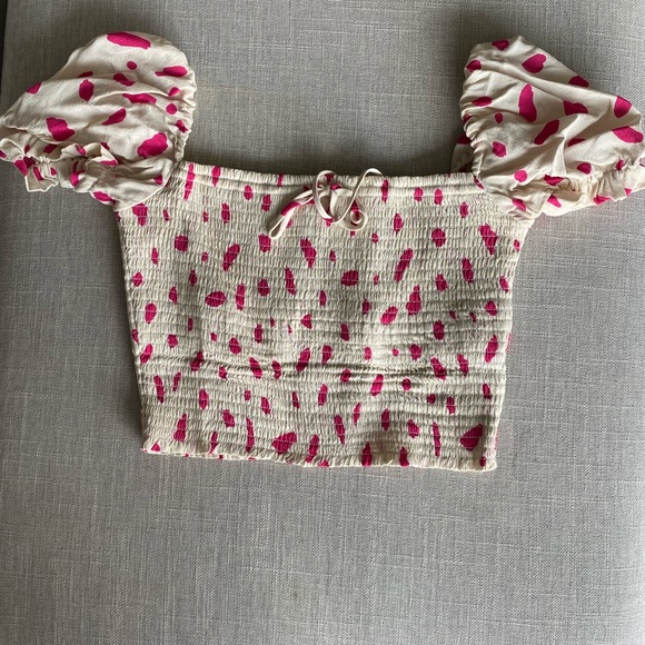 Aritzia smocked top - Picture 4 of 4